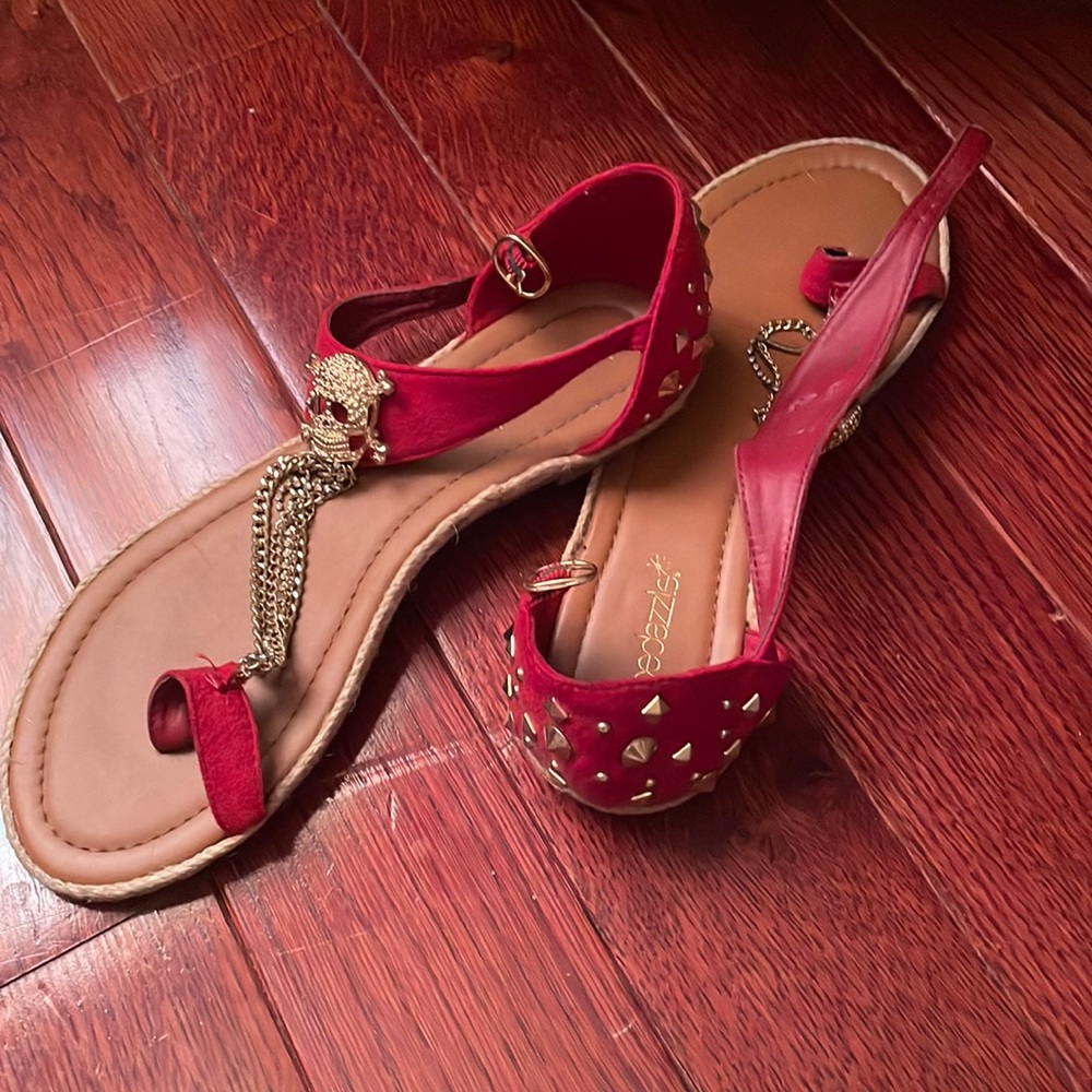 Skull gem sandals!